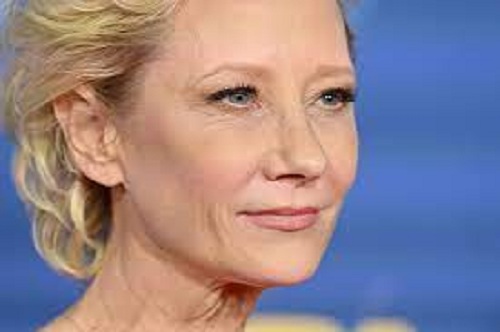When she passed away, how old was Cynthia Heche?