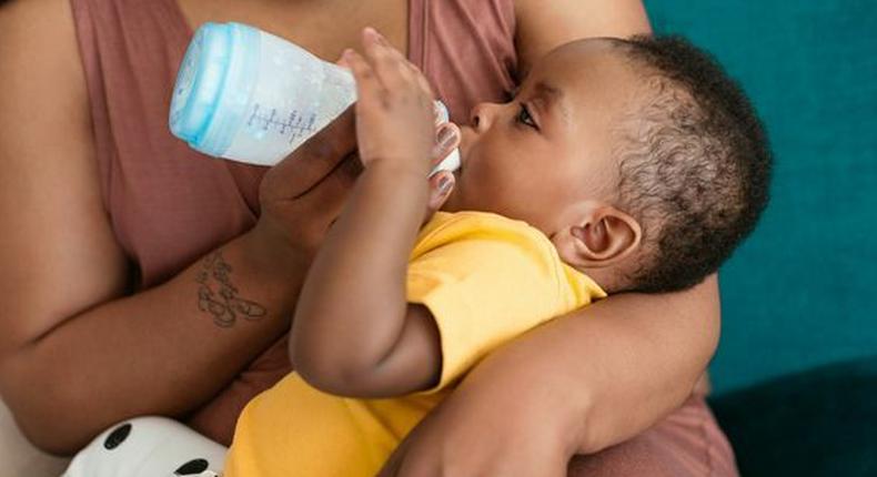 For nursing mothers, there are three alternatives to breastfeeding.