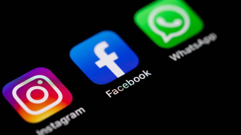 Facebook, Instagram, and WhatsApp applications are unavailable